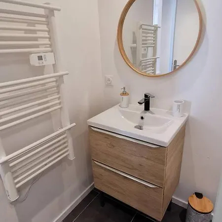 10. Proche Gare Et Centre *