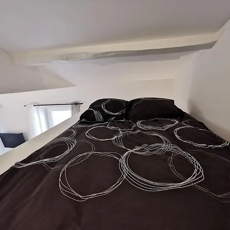 10. Proche Gare Et Centre * Valence (Drome)